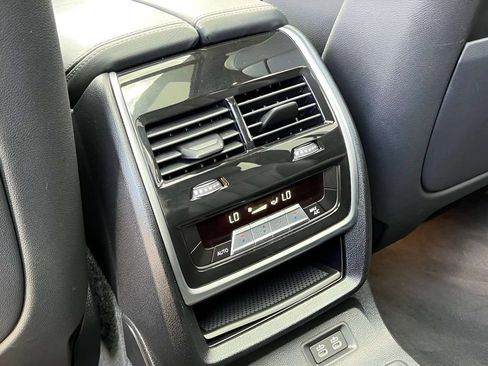 Used 2022 BMW X7 M50i AWD/4WD image 12