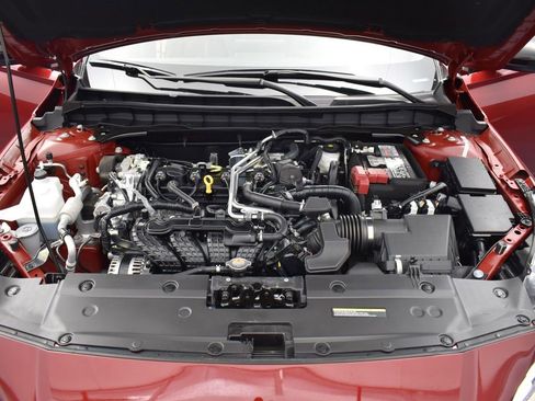 Certified 2025 Nissan Altima 2.5 SR image 16