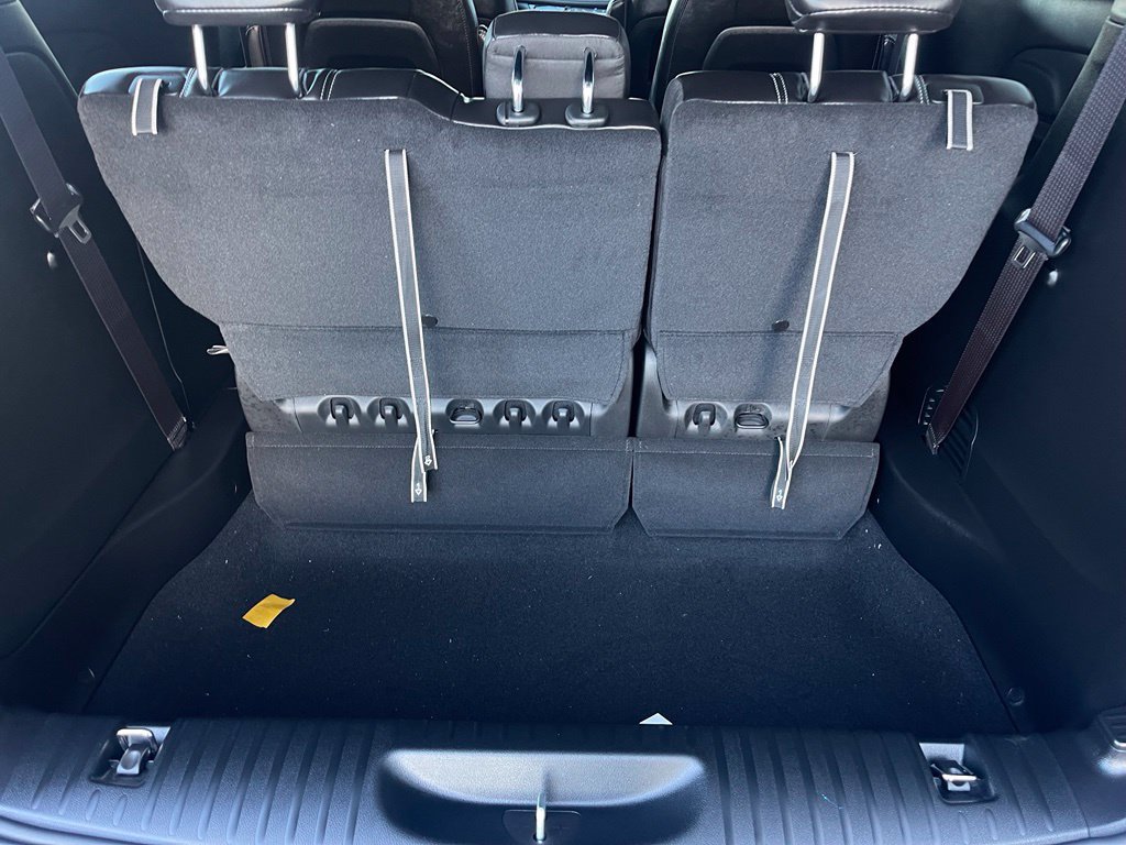 New 2027 Chrysler Pacifica Select FWD image 16