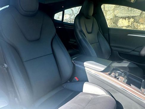 Used 2022 Tesla Model S AWD image 40