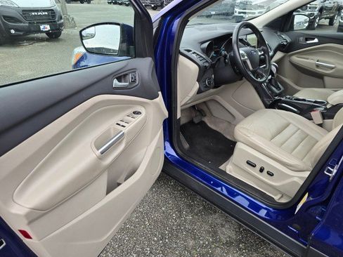 Used 2016 Ford Escape Titanium image 23
