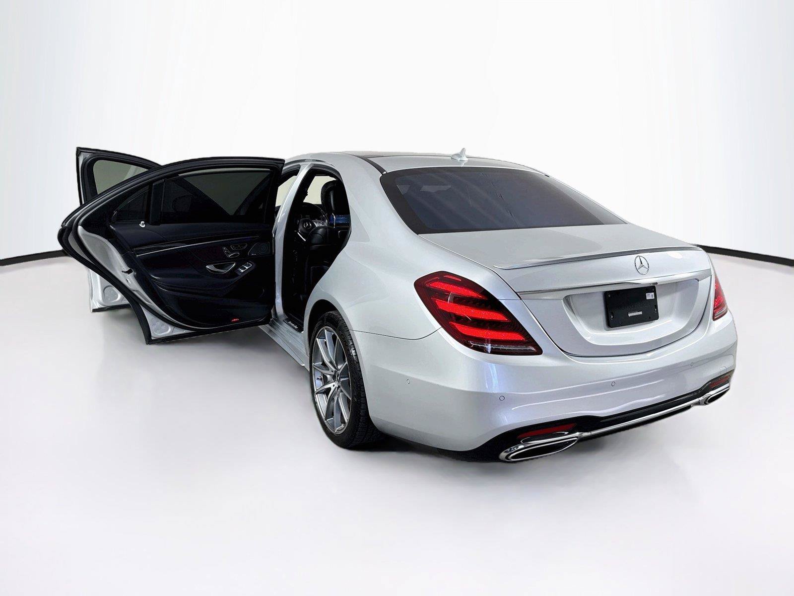 Used 2019 Mercedes-Benz S 450 Sedan image 32