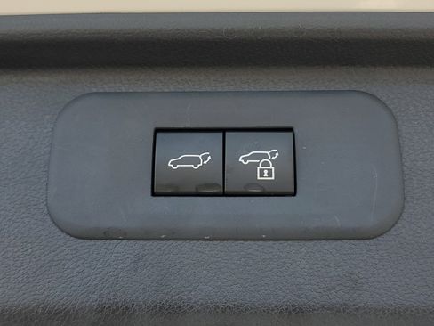 Used 2024 Toyota Grand Highlander Limited image 12