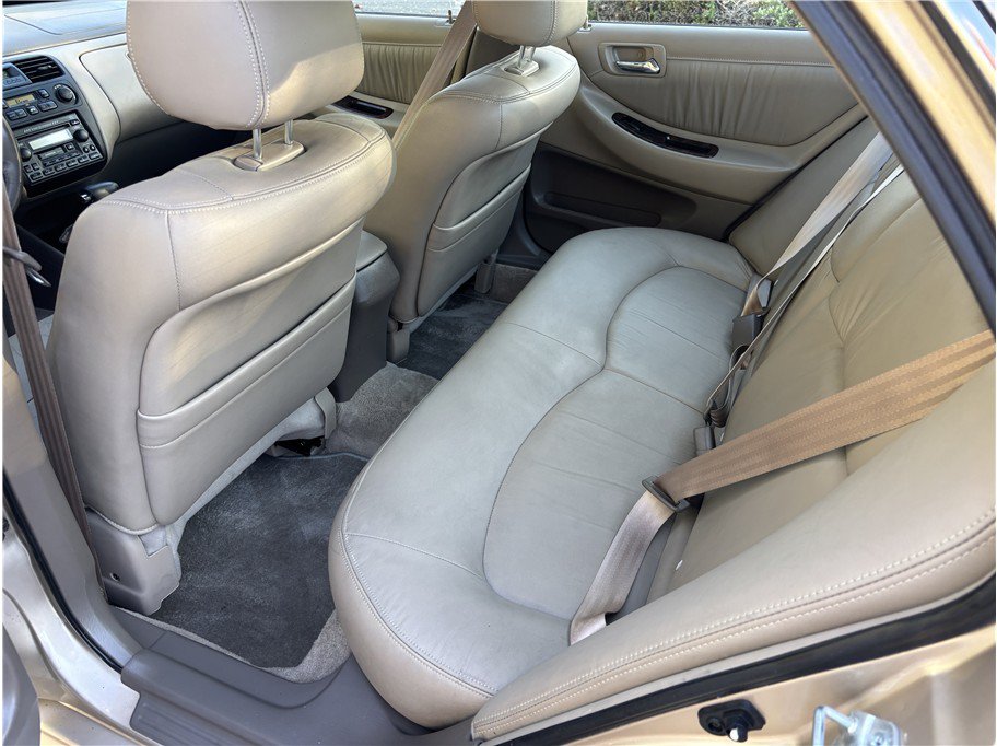 Used 2001 Honda Accord EX image 10