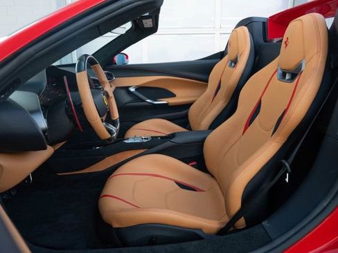 Used 2024 Ferrari 296 GTS image 31