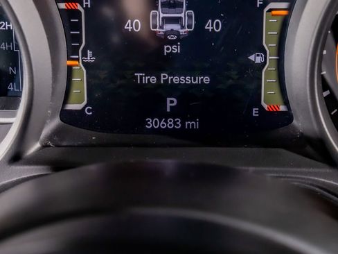 Used 2024 Jeep Wrangler Willys image 21