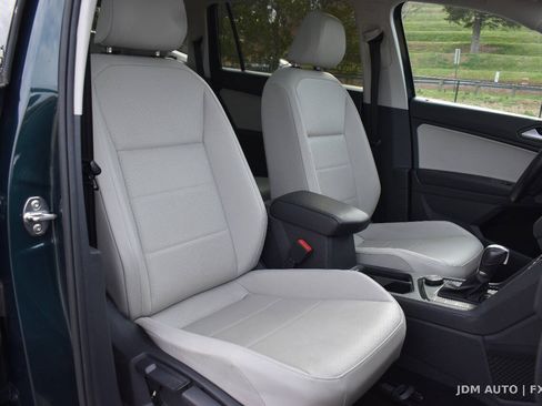 Used 2019 Volkswagen Tiguan SE AWD/4WD image 13