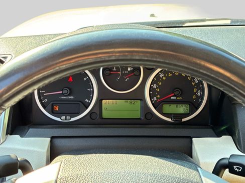 Used 2009 Land Rover Range Rover Sport Supercharged AWD/4WD image 25