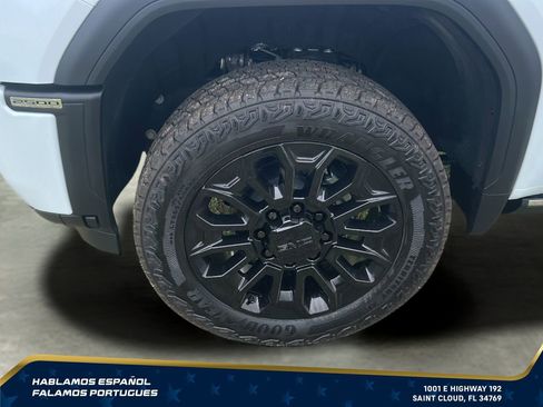 New 2026 GMC Sierra 2500 Denali w/ Denali Reserve Package AWD/4WD image 10