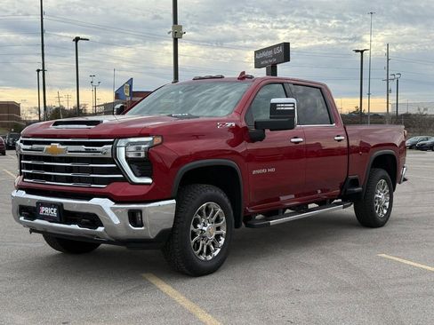 Used 2026 Chevrolet Silverado 2500 LTZ w/ LTZ Plus Package image 1