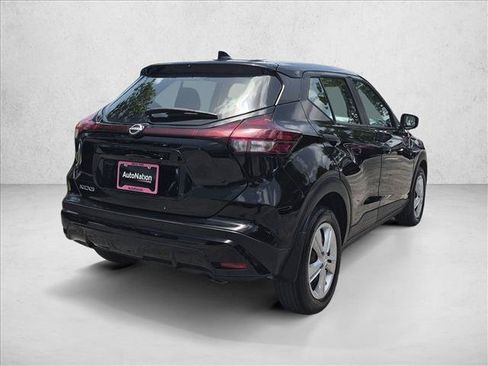 Certified 2023 Nissan Kicks S FWD image 5