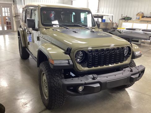 Used 2025 Jeep Wrangler Unlimited Sport S 4xe AWD/4WD image 8