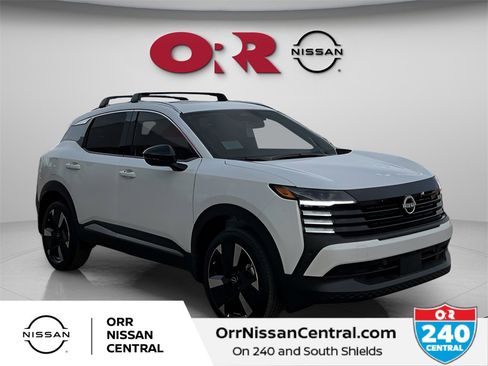 New 2026 Nissan Kicks SR w/ SR Premium Package image 3