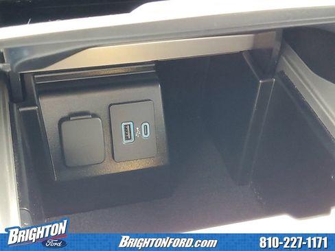 Certified 2023 Ford Explorer Limited w/ Hybrid Equipment Group 310A AWD/4WD image 28
