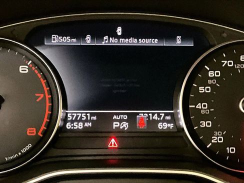 Used 2021 Audi A4 2.0T Premium w/ Convenience Package image 23