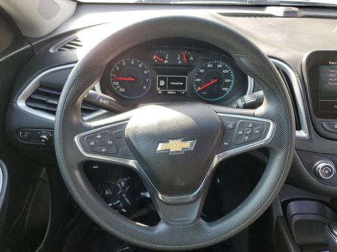Used 2019 Chevrolet Malibu LS image 24
