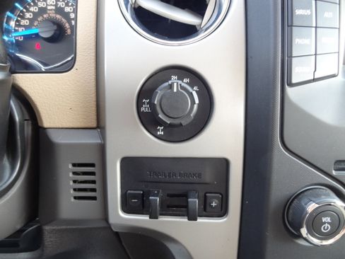 Used 2014 Ford F150 XLT w/ Equipment Group 301A Mid image 18