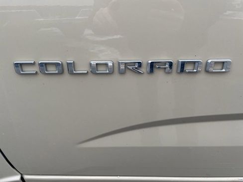 Used 2022 Chevrolet Colorado ZR2 w/ ZR2 Dusk Special Edition image 11