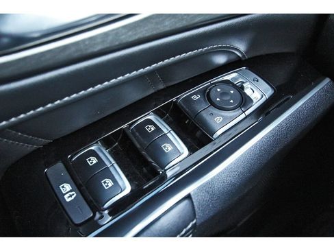 Used 2023 Kia Sorento SX AWD/4WD image 21