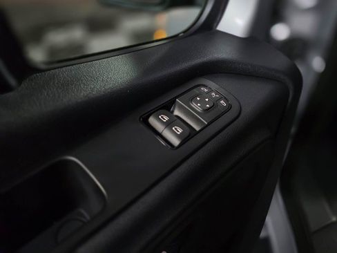 Used 2019 Mercedes-Benz Sprinter 2500 image 26