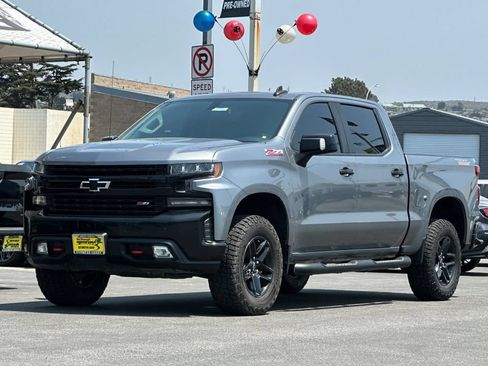 Used 2021 Chevrolet Silverado 1500 LT Trail Boss w/ Convenience Package II AWD/4WD image 8