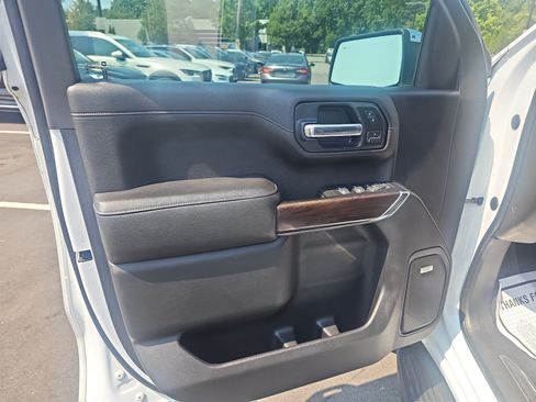 Used 2019 GMC Sierra 1500 SLT w/ SLT Premium Plus Package AWD/4WD image 11