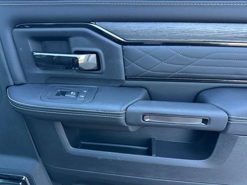 New 2026 RAM 3500 Limited AWD/4WD image 20