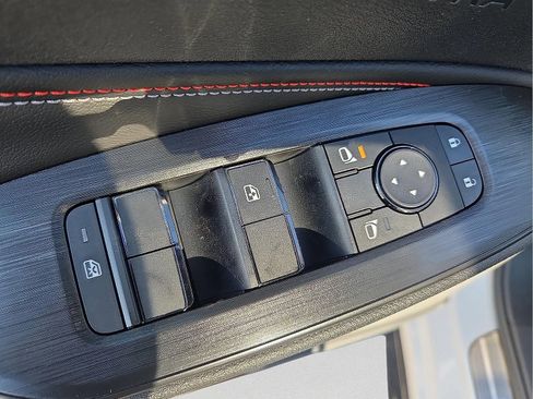 New 2026 Nissan Sentra SR w/ SR Premium Package image 15