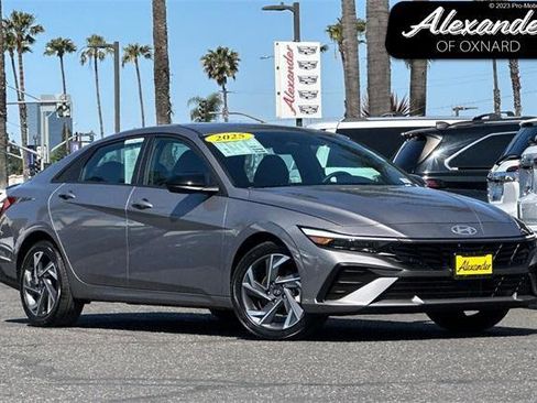 Certified 2025 Hyundai Elantra Sport image 1