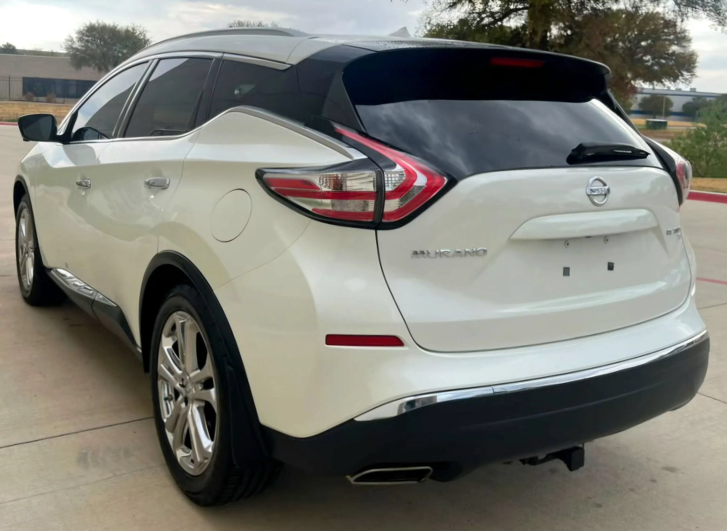 Used 2015 Nissan Murano Platinum w/ Platinum Technology Package AWD/4WD image 6