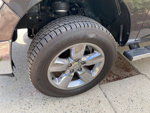 Used 2017 RAM 1500 Big Horn image 5