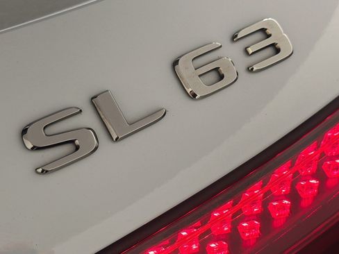 Certified 2022 Mercedes-Benz SL 63 AMG 4MATIC image 11
