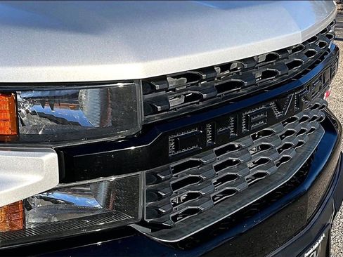 Used 2019 Chevrolet Silverado 1500 Custom Trail Boss w/ Custom Convenience Package image 30