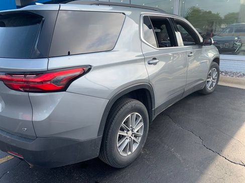 Used 2023 Chevrolet Traverse LT AWD/4WD image 5