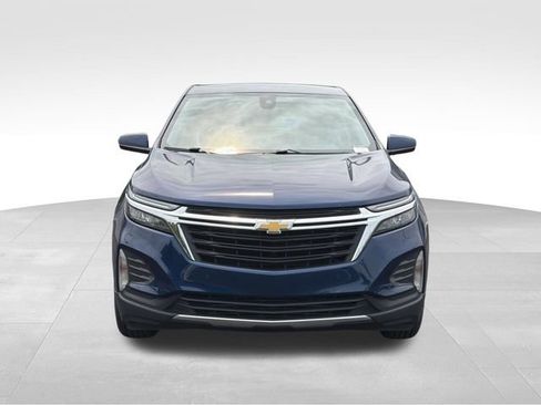 Used 2022 Chevrolet Equinox LT FWD image 2