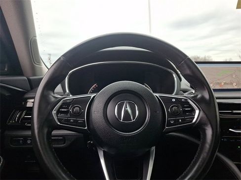 Used 2024 Acura MDX SH-AWD w/ Technology Package image 20