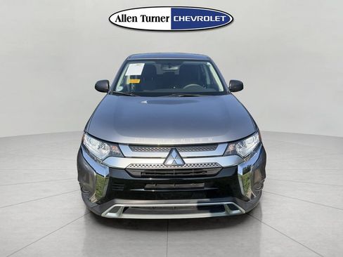 Used 2020 Mitsubishi Outlander ES FWD image 3