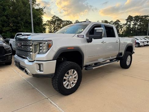Used 2020 GMC Sierra 2500 Denali w/ Denali Ultimate Package AWD/4WD image 3