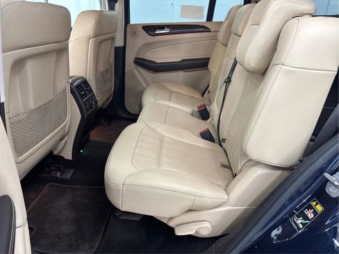 Used 2019 Mercedes-Benz GLS 450 4MATIC image 14