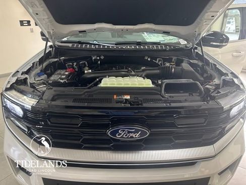 New 2025 Ford Expedition Platinum w/ Platinum Ultimate Package image 26