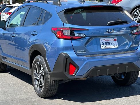 Used 2024 Subaru Crosstrek 2.0i Premium w/ Crosstrek Mirror Package AWD/4WD image 5