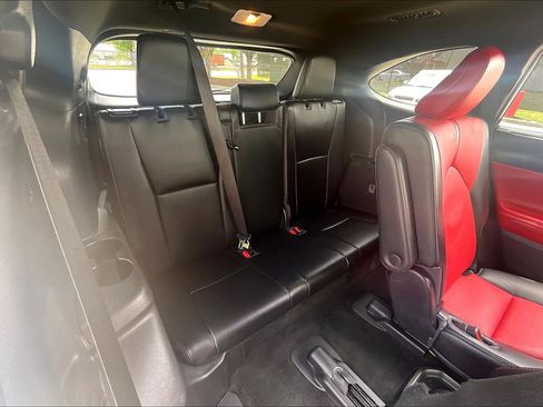 Used 2023 Toyota Highlander XSE AWD/4WD image 33