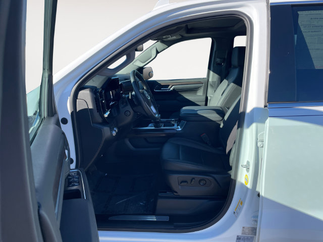 Used 2025 GMC Sierra 1500 SLT w/ SLT Premium Plus Package AWD/4WD image 11