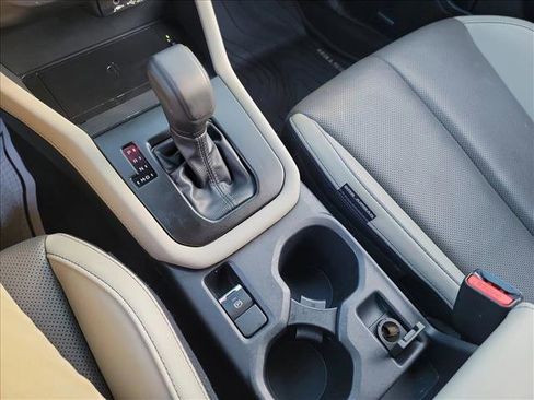 Used 2025 Subaru Forester Limited image 23