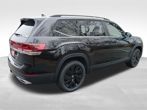 New 2026 Volkswagen Atlas SE image 5