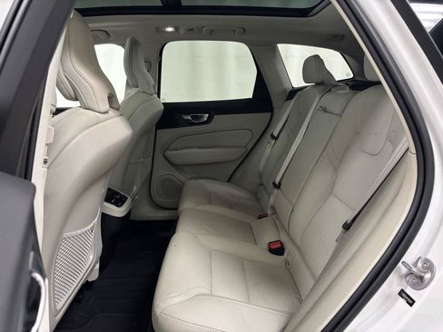 Used 2023 Volvo XC60 B6 Ultimate w/ Protection Package Premier AWD/4WD image 20