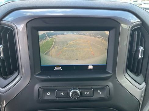Used 2021 Chevrolet Silverado 1500 Custom RWD image 17