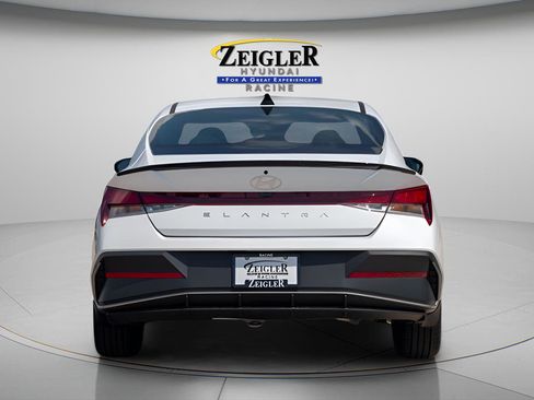 New 2025 Hyundai Elantra Sport FWD image 7