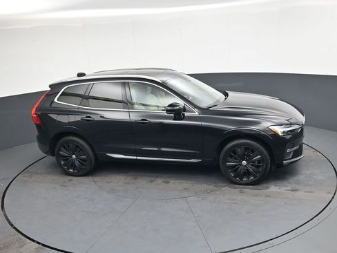 Used 2022 Volvo XC60 B5 Inscription w/ Advanced Package image 24