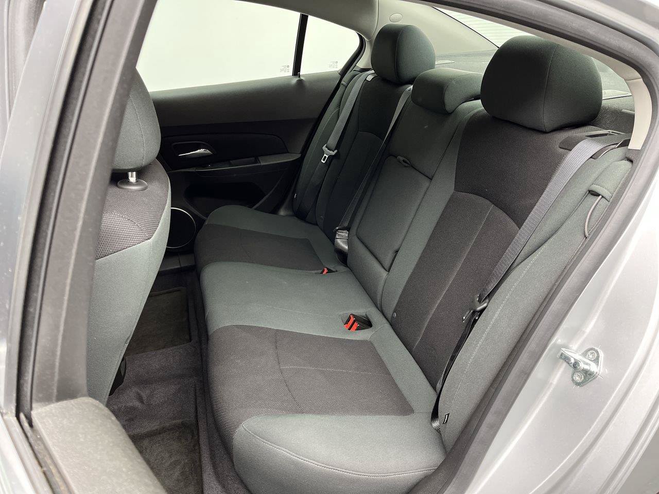 Used 2011 Chevrolet Cruze LT FWD image 9